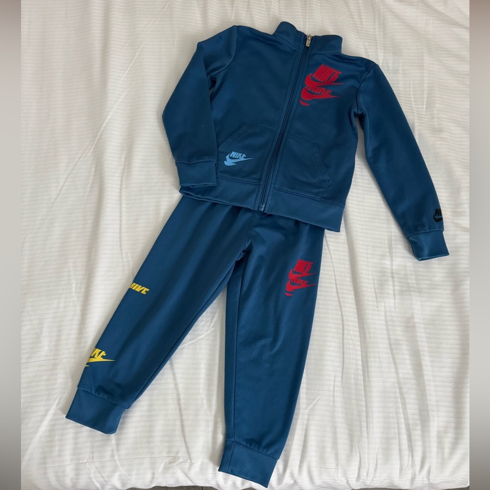 Nike Kids Jogger Set